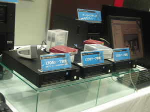 IP監視カメラシステム展示会写真2